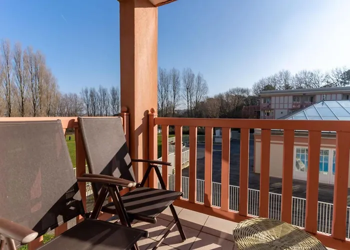 Superb Bohemian Flat For 6 Pers In The Heart Of The Equestrian Centre 164