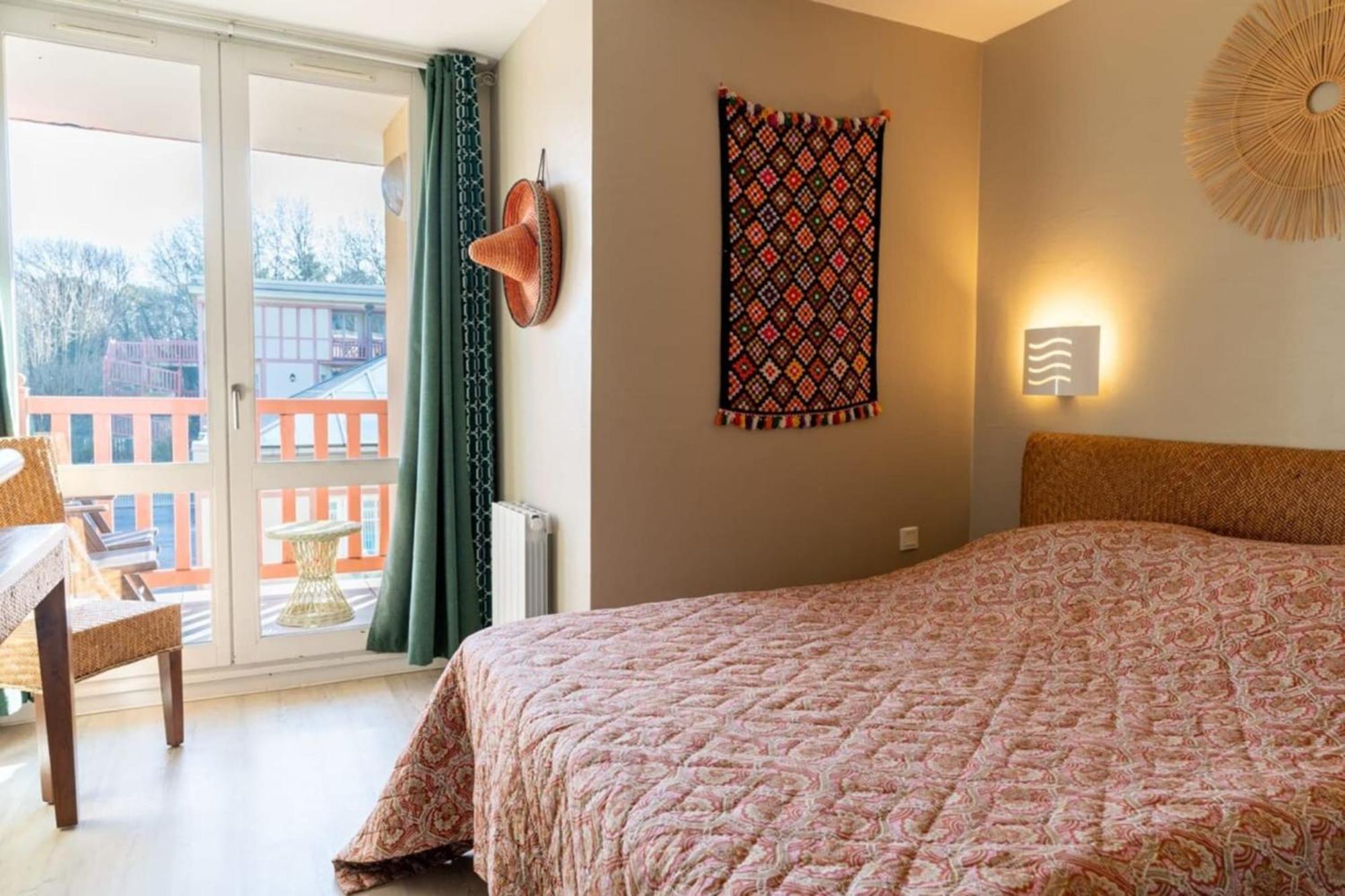 Superb Bohemian Flat For 6 Pers In The Heart Of The Equestrian Centre 164 *